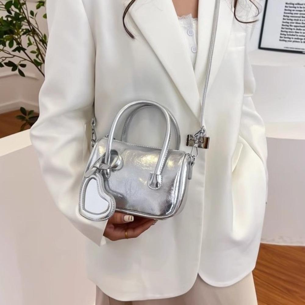 Korean niche handbag women's 2023 new trendy summer shoulder messenger bag versatile ins love small square bag