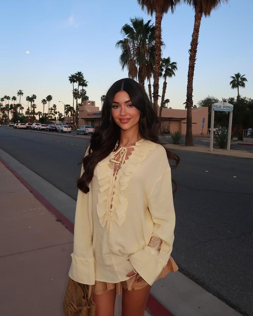 European & American Women's Spring 2025 Elegant Light Yellow Deep V-Neck Pleated Lace Shirt