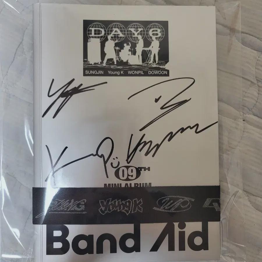 

Day6 Autograph Album Band Aid