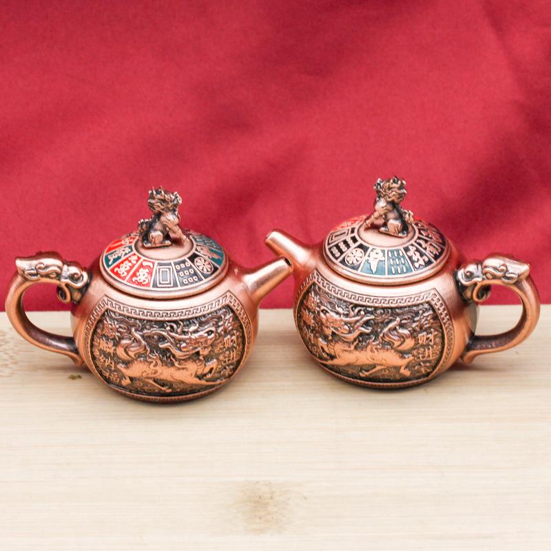 Bronze Qilin Pot: Spin Horse Keychain Pendant Decompression Ornament.