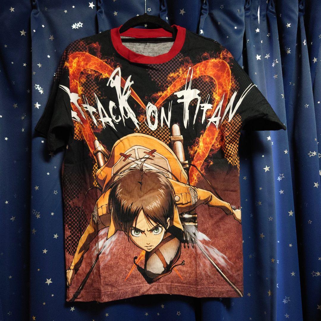 

[USED] Rare Attack on Titan anime full graphic T-shirt, size L