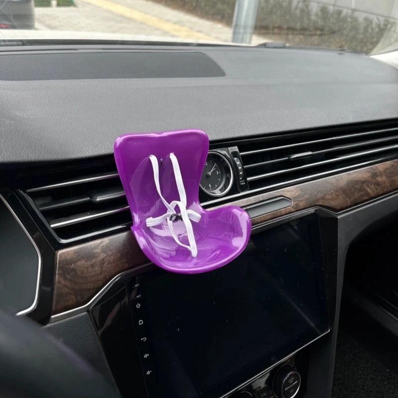 Siège de poupée 15-17cm Siège auto Labubu Siège de sécurité Mignon Poupée Sortie d'air Décoration d'aromathérapie Décoration d'intérieur de voiture haut de gamme