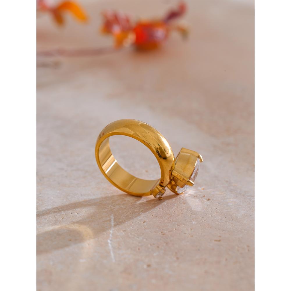 Eetit 18K Golden PVD Plated Rust Prevention Bling Cubic Zirconia Ring for Women Stainless Steel Fashion Smooth Jewelry