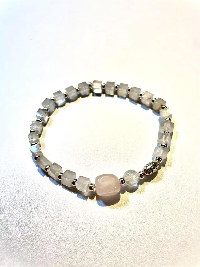 New Natural Energy Pink Crystal Heart Beaded Bracelet - Nine-Tailed Bestie Edition