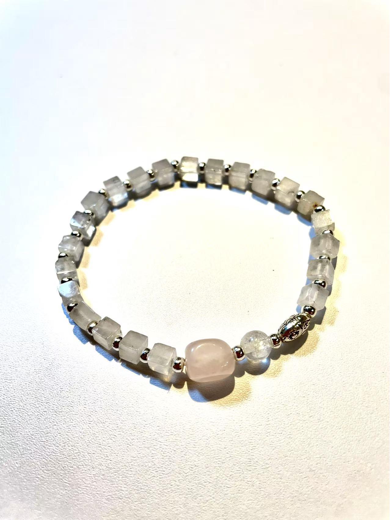 New Natural Energy Pink Crystal Heart Beaded Bracelet - Nine-Tailed Bestie Edition