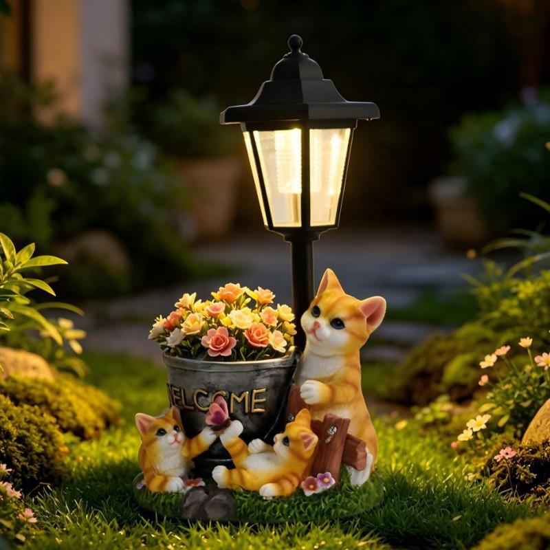 Solar-Powered Cat Resin Garden Ornament Outdoor Pathway Decor Waterproof Lawn Statue In American Style