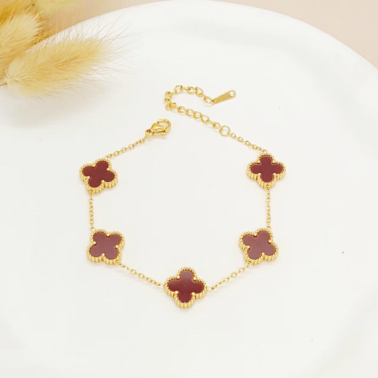 

Браслет з нержавіючої сталі з позолотою у вигляді чотирилистої конюшини - 13 мм, Модна прикраса, що зберігає колір