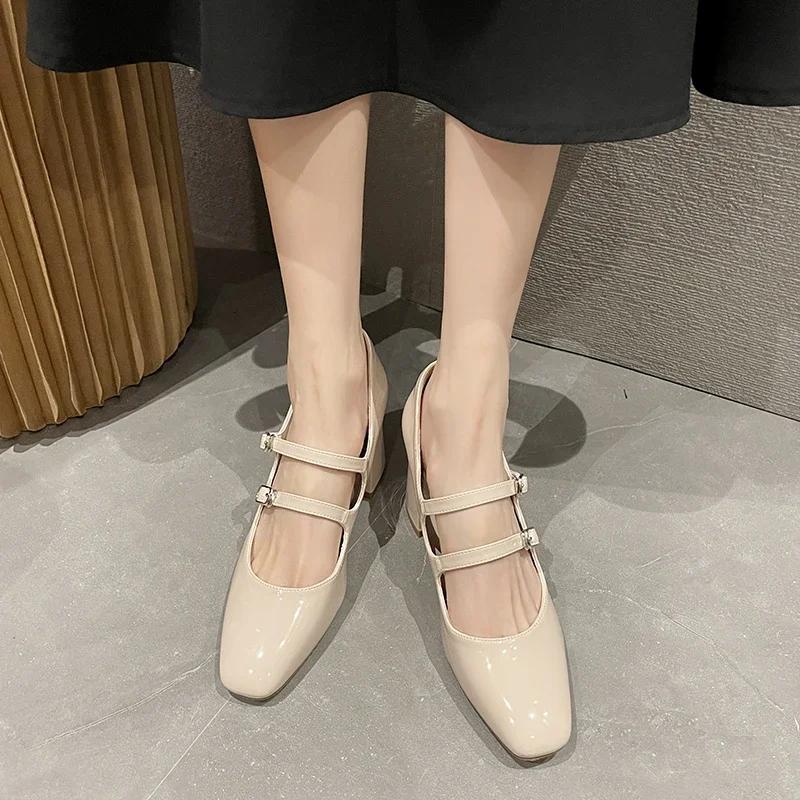 Mode Pumps Dicke Hohe Absätze Jane Schuhe für Damen Frühling 2025 Mode Doppel Schnallenriemen Pumps Schwarz Lackleder