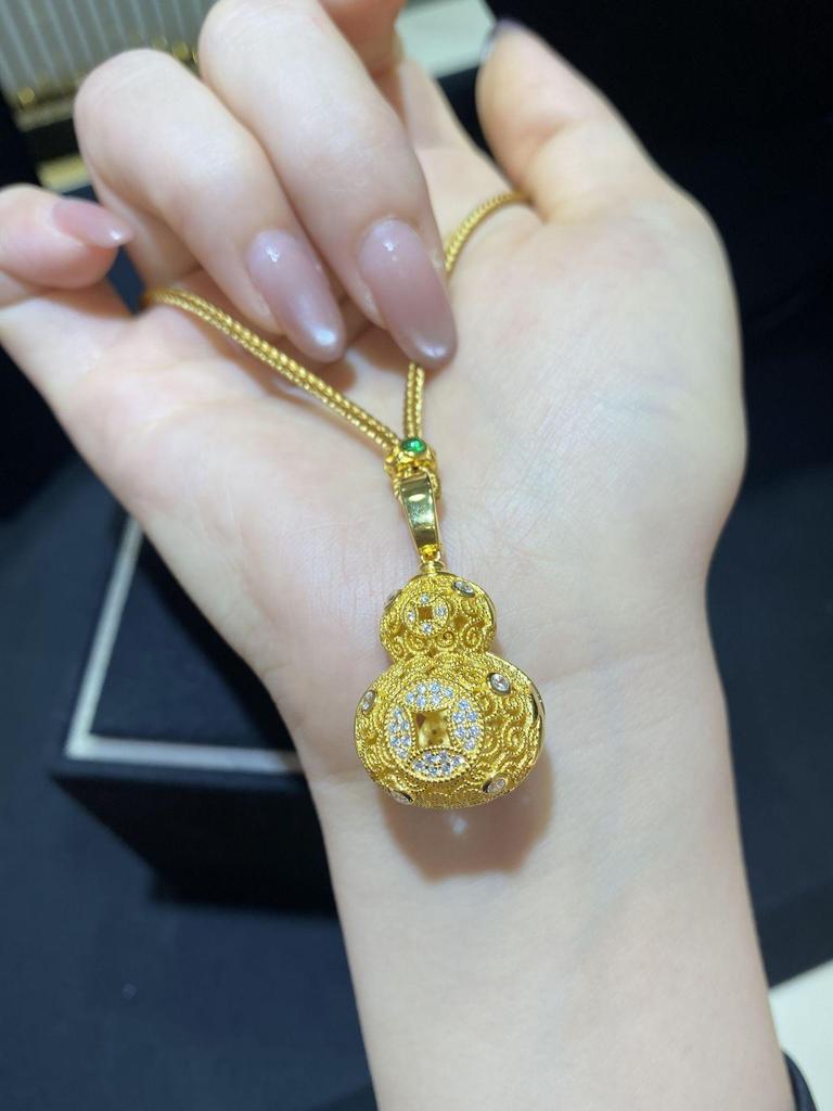 Openwork Cloisonné Gourd Pendant Necklace with 925 Silver and High-Carbon Diamond