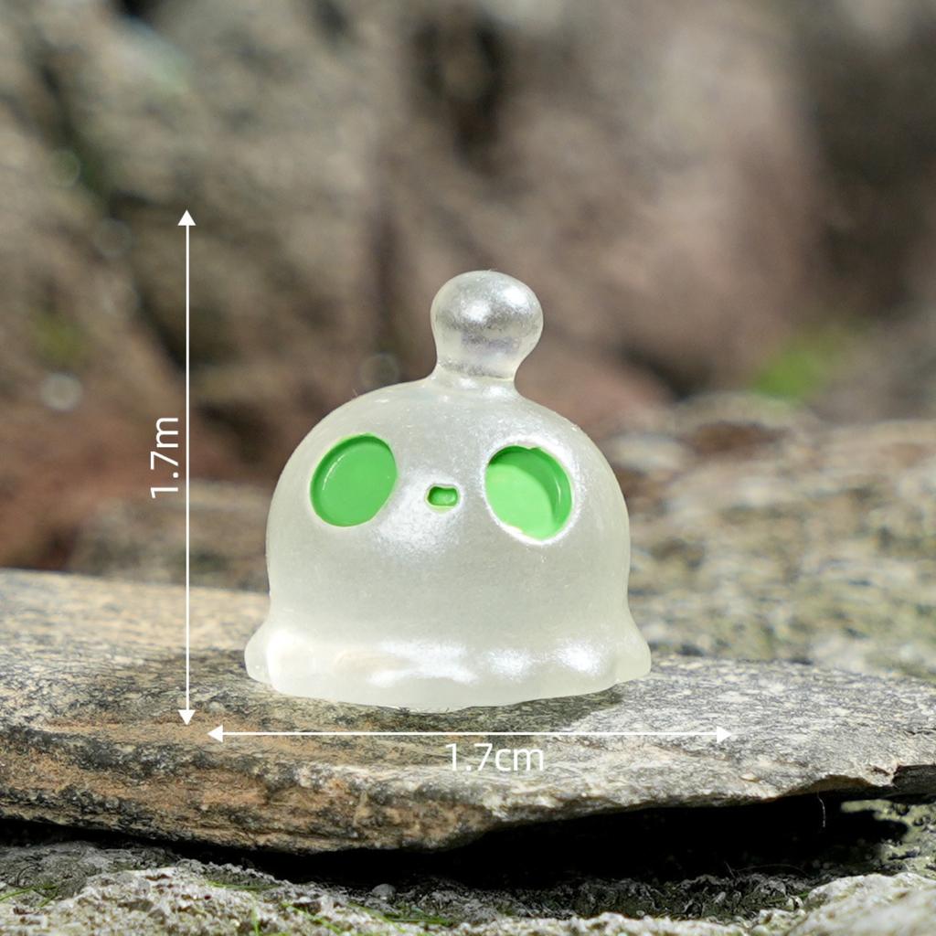 Glow-in-the-Dark Resin Figurine Micro-Scenery Decorative Ornament Cartoon- Adorable Viral Glowing Desktop Craft Item