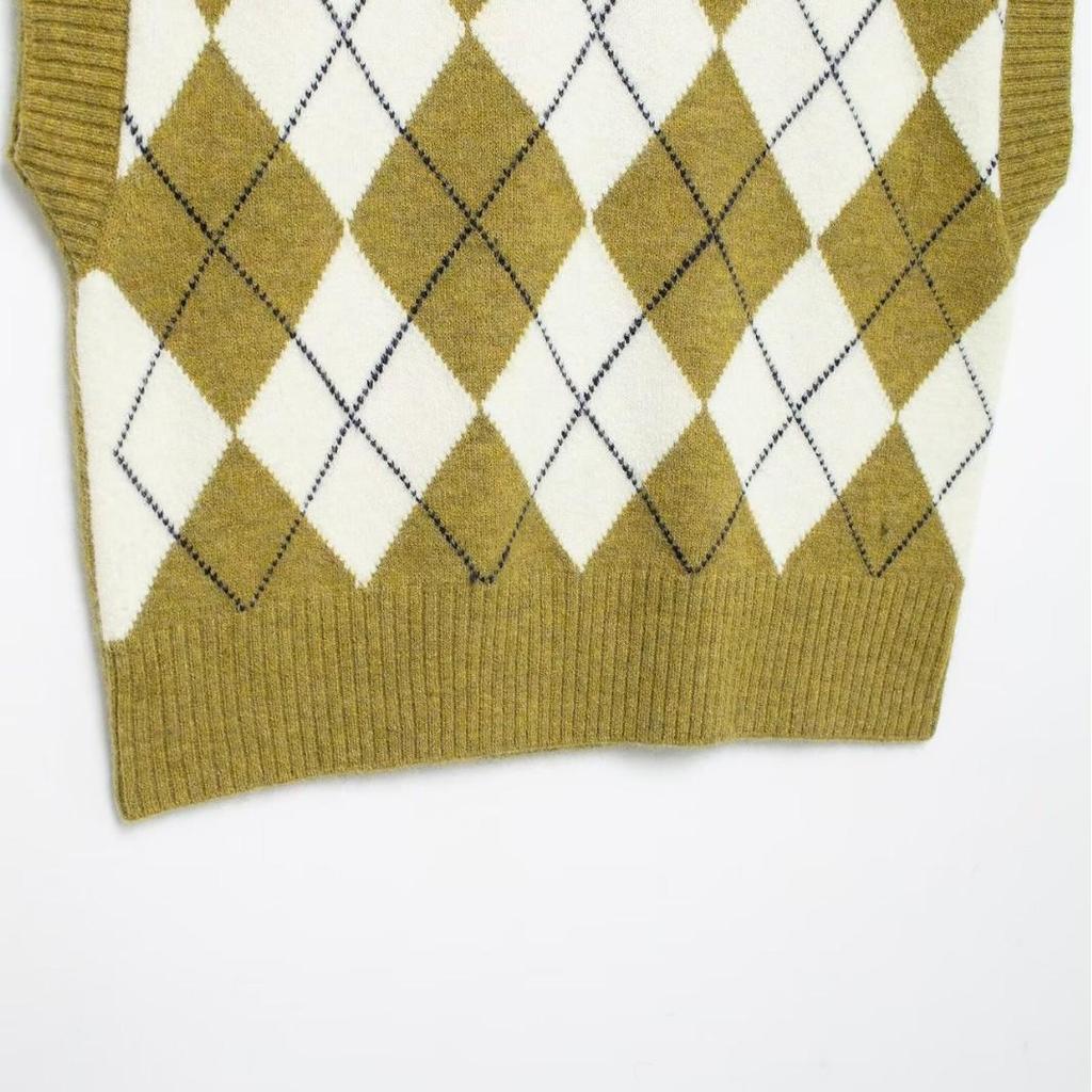 Spring 2025 European & American Style Diamond Pattern Jacquard Knit Vest for Women