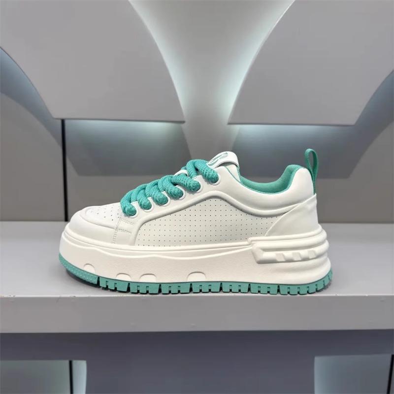 Little white shoes men's new leather breathable casual shoes fashion versatile board shoes viral trends sports shoes bread shoes