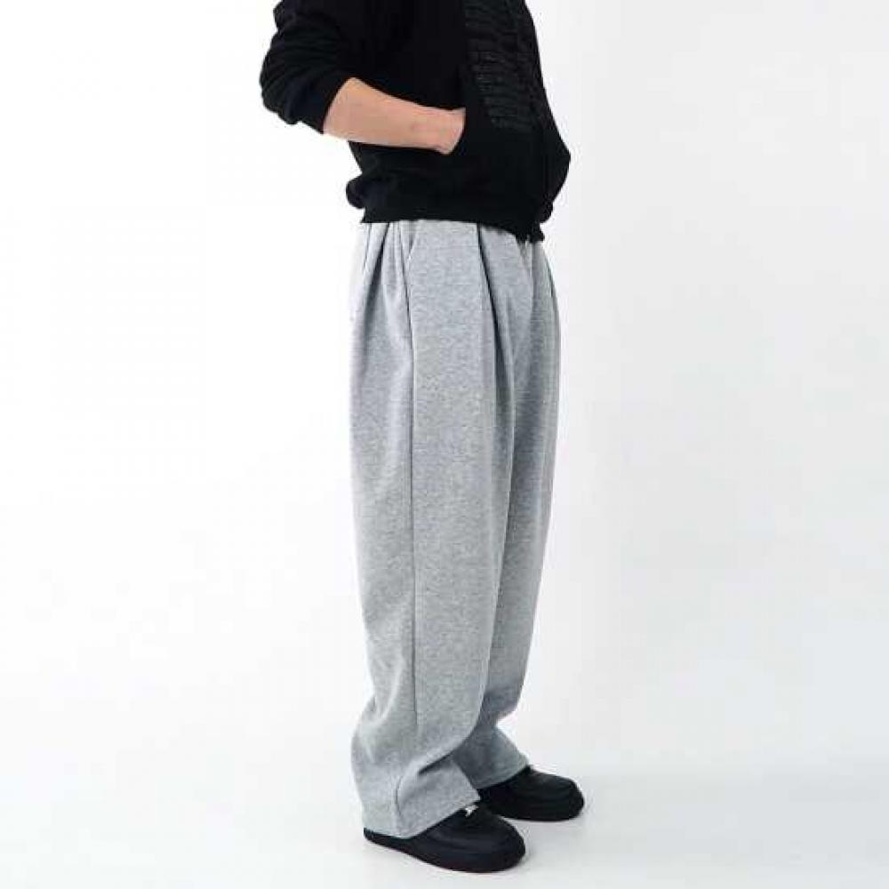 Onl Men Deep Tuck Wide Balloon Sweatpants