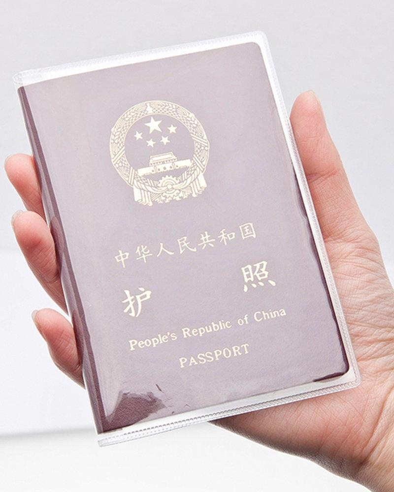 

Горячие Продажа прозрачный паспорт Крышка держателя Организатор ID карты путешествия защитник случае