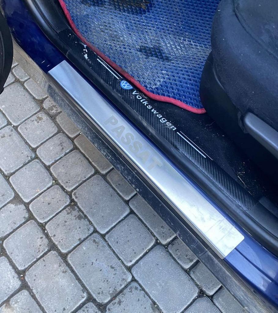 

Накладки на пороги Carmos (4 шт, нерж) для Volkswagen Passat B5 1997-2005 рр.