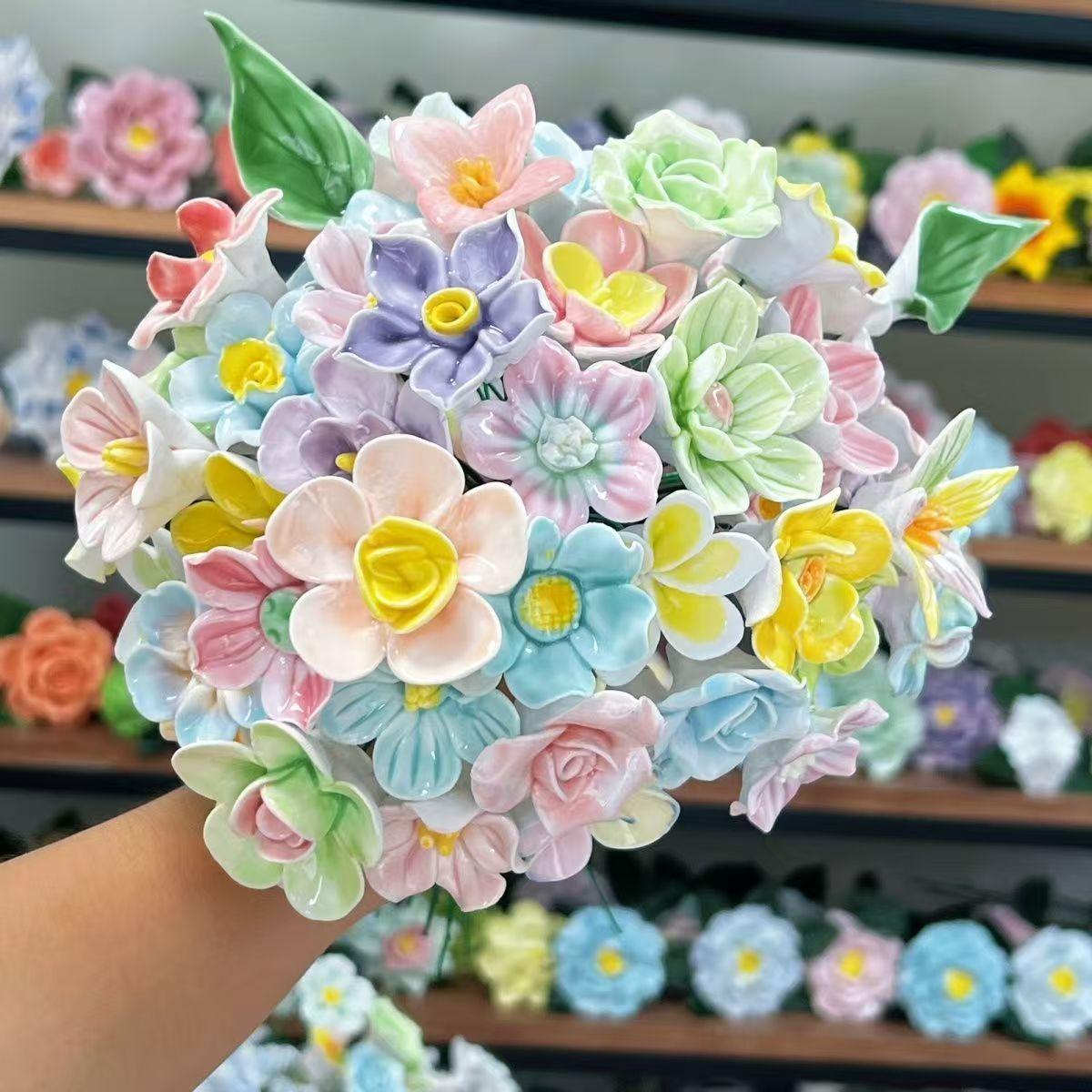 Jingdezhen ceramic flower handmade ceramic flower ornaments, desktop preserved artificial flowers, creative 1 piece (random color)
