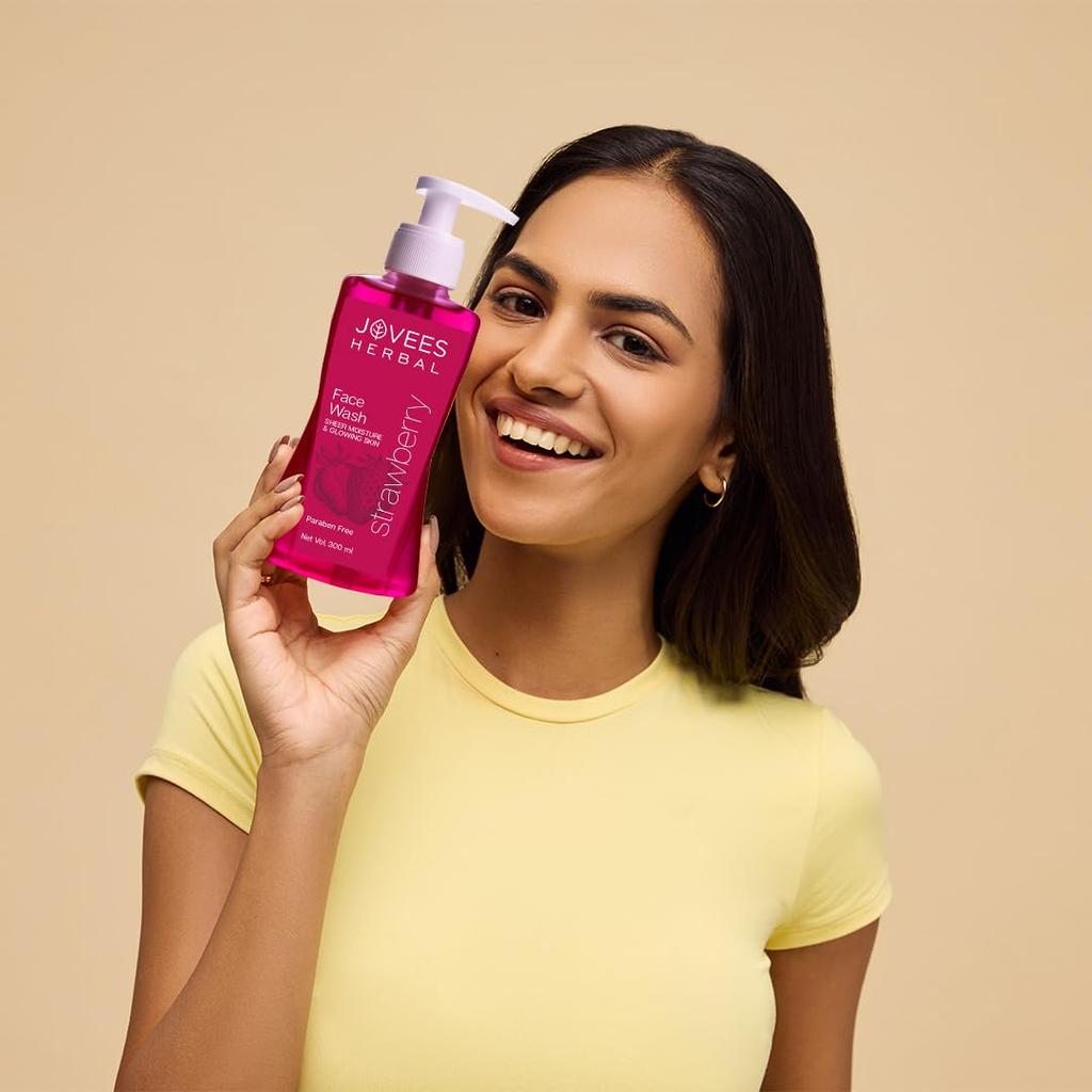 Jovees Herbal Strawberry Face Wash 300ml | Hydrating Gentle Cleanser For Normal  Skin | Brightening Daily Facial Wash Removes Pigmentation