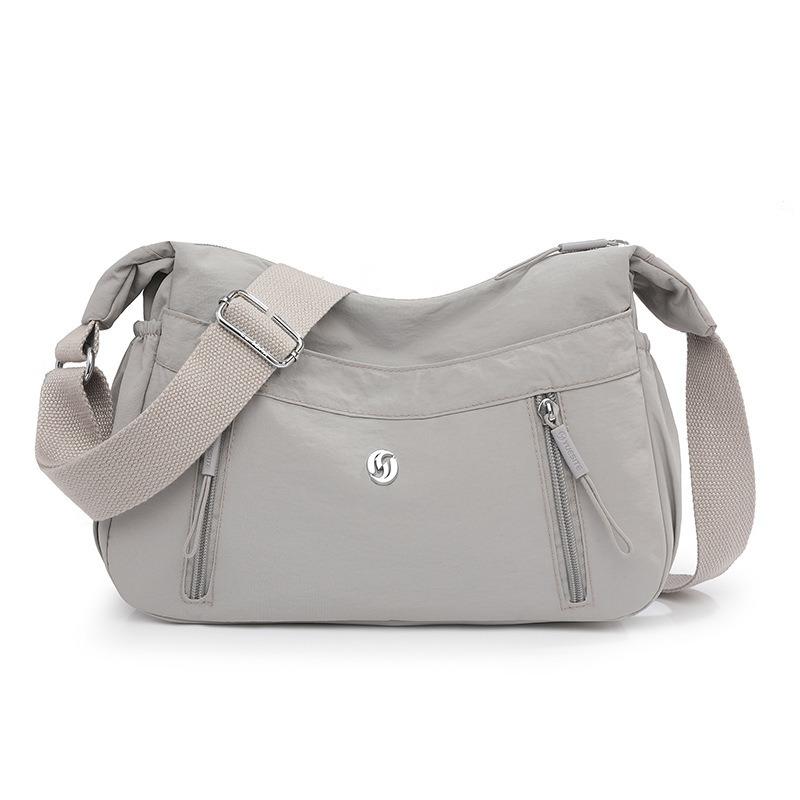 Textured shoulder bag simple and lightweight large-capacity nylon messenger bag fashionable solid color casual commuter bag women