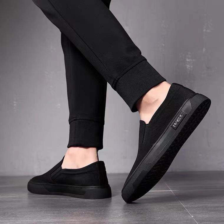 Old Beijing canvas shoes for men, one foot pedal, lazy loafers, casual soft-soled single shoes