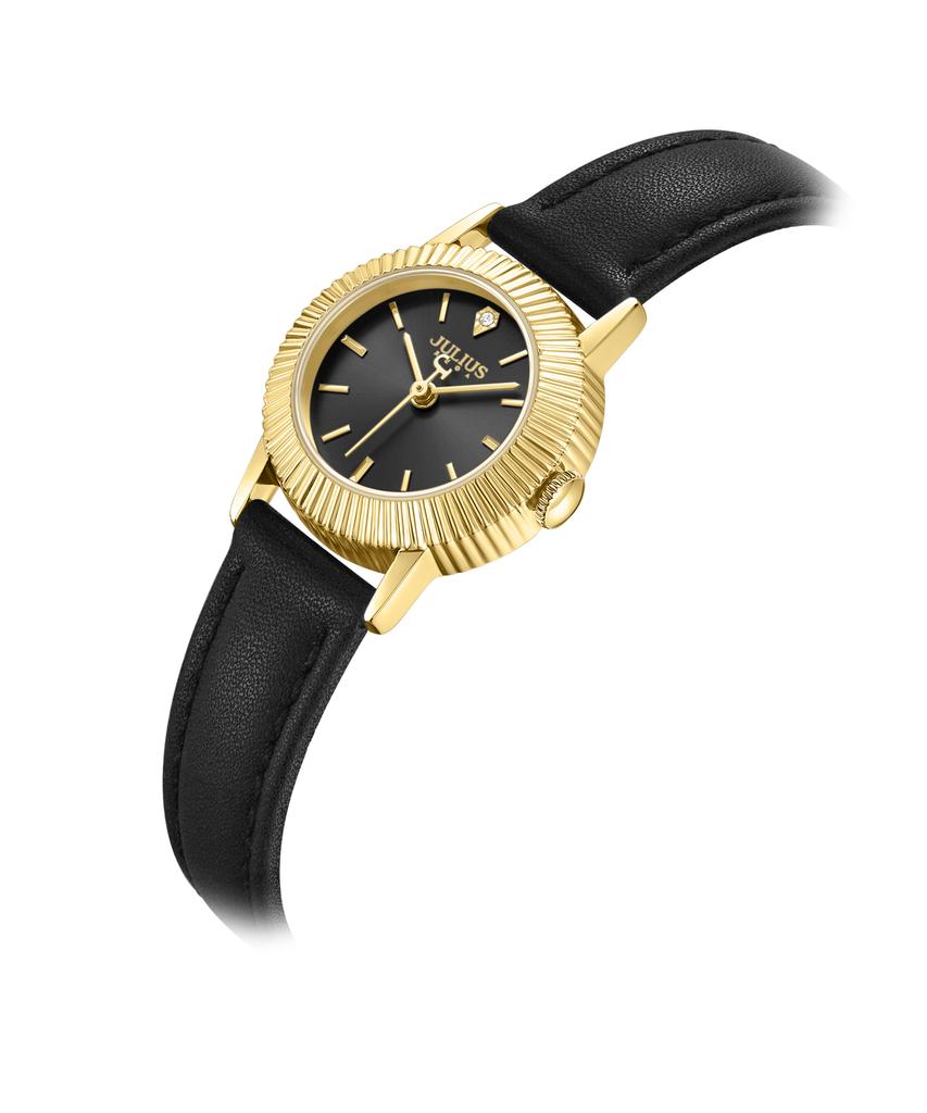 Jyullieoseu Ja-1568 Fluted Bezel Round Watch