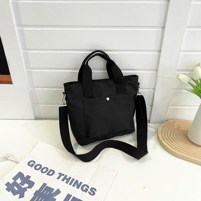 

Stylish And Minimalist Shoulder Bag For Women With Chic Street Fashion Design And Durable Oxford Fabric чёрный