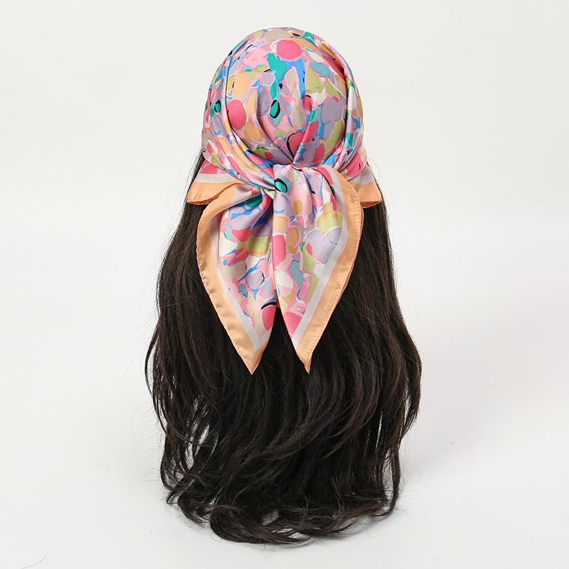 Bohemian Style Floral Print Women’s Square Silk Scarf Satin Head Wrap Tropical Leaf Flower Design Scarves Bandana Hijab