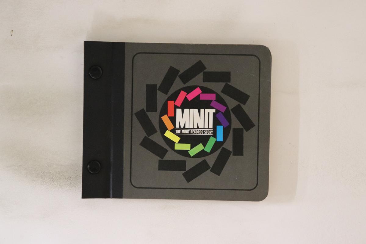 

CD VARIOUS - Minit Records Story E230879 EMI 1994 US Soul/Funk Used