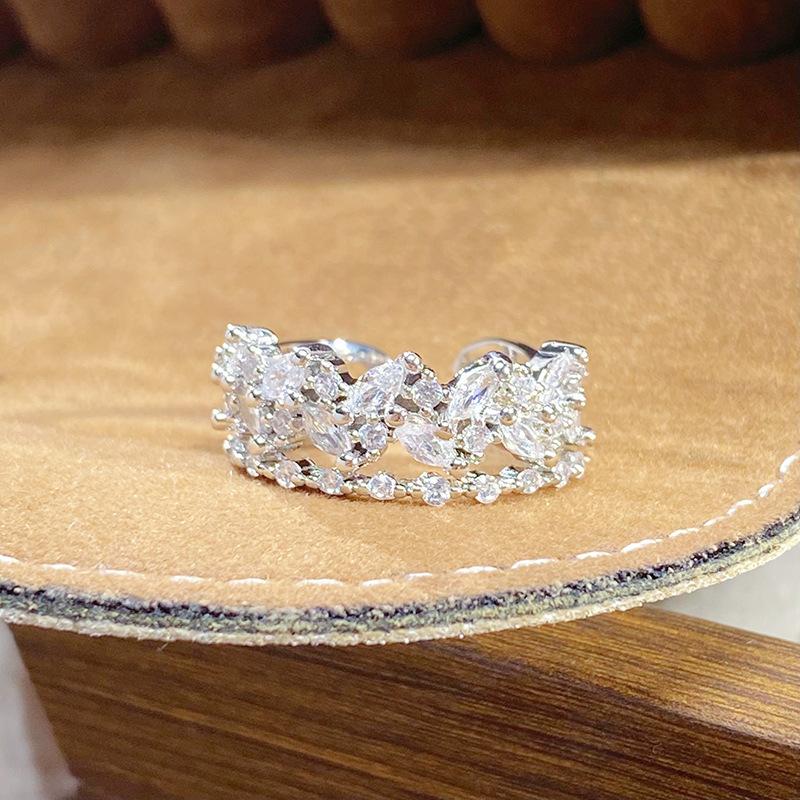 Explosive Ice Diamond Gypsy Star Full Of Diamonds Zir*****Pen Ring Niche Exquisite Light Luxury High-End Ring Woman