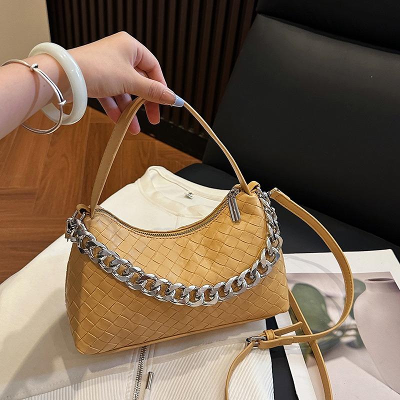 Premium small bag women's new woven chain hand bag versatile shoulder messenger bag