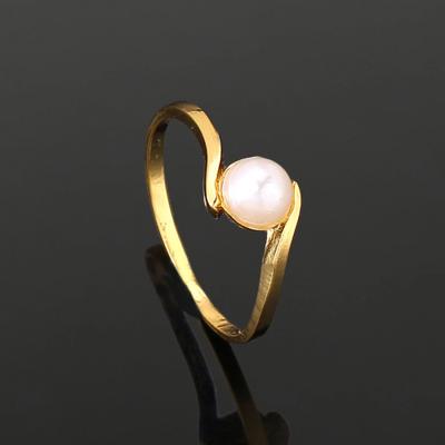 Elegant Gold Plated Finger Ring with Pearl for Women