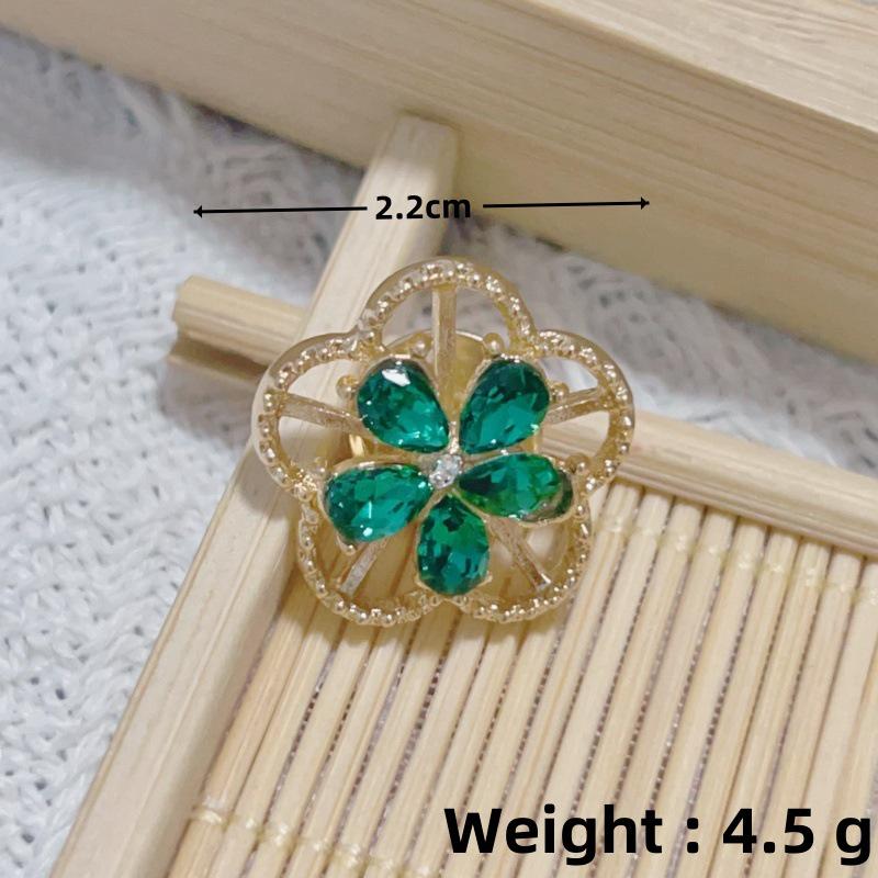 High-End Women's Butterfly Anti-Exposure Fashion Brooch