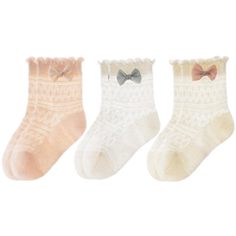 Set of 3 Pair Girls Cotton Ankle Socks Baby Hosiery with Nonslip Elastic Cuffs Design for Toddler Daily Comfort Wear