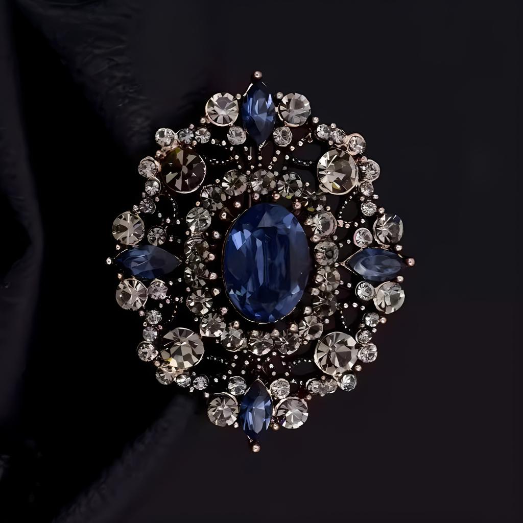 European and American court retro brooch high-end female luxury crystal badge trendy personality temperament pin coat corsage accessories