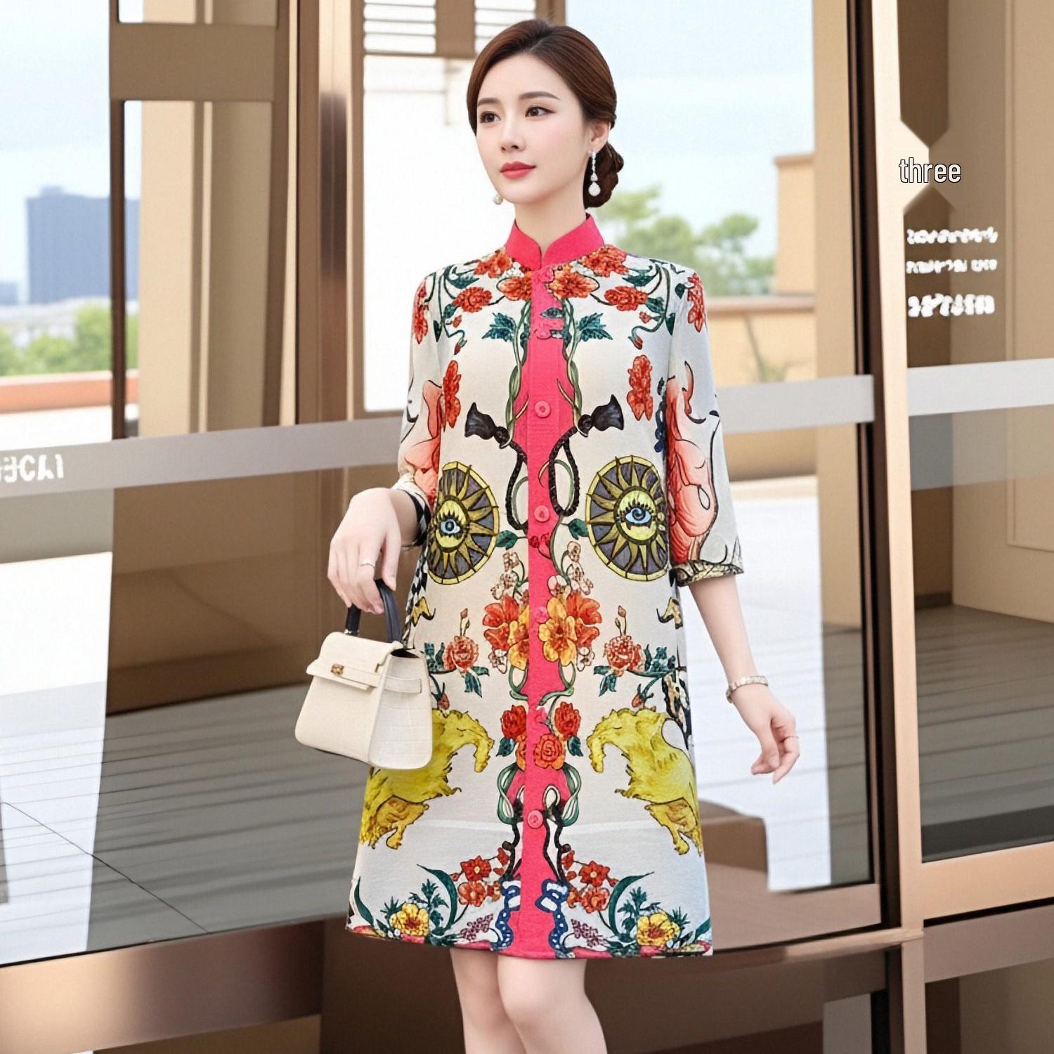 

Elegant Spring Pleated Floral Dress for Mature Women One size (within 90-160 jin) розы красного
