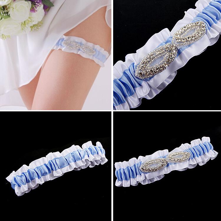 Western Wedding Bride Garter with Lace Floral Applique Decoration