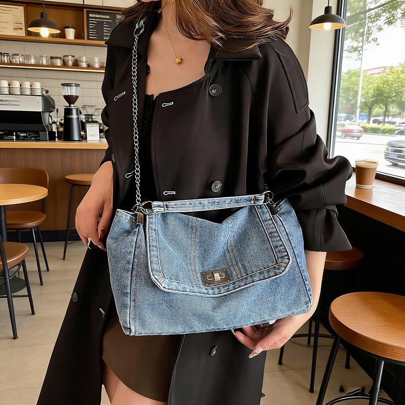 New Women Shoulder Bag Large Capacity Denim Lock Stitch Chain Casual Storage Bag Comfortable and Versatile Texture Crossbody Bag