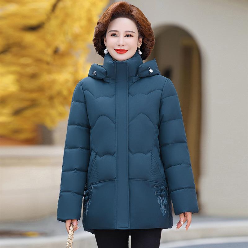 2025 Women's Winter Wear, New Down Cotton Jacket, Fattened Plus-size Fashionable Young Winter Shorts