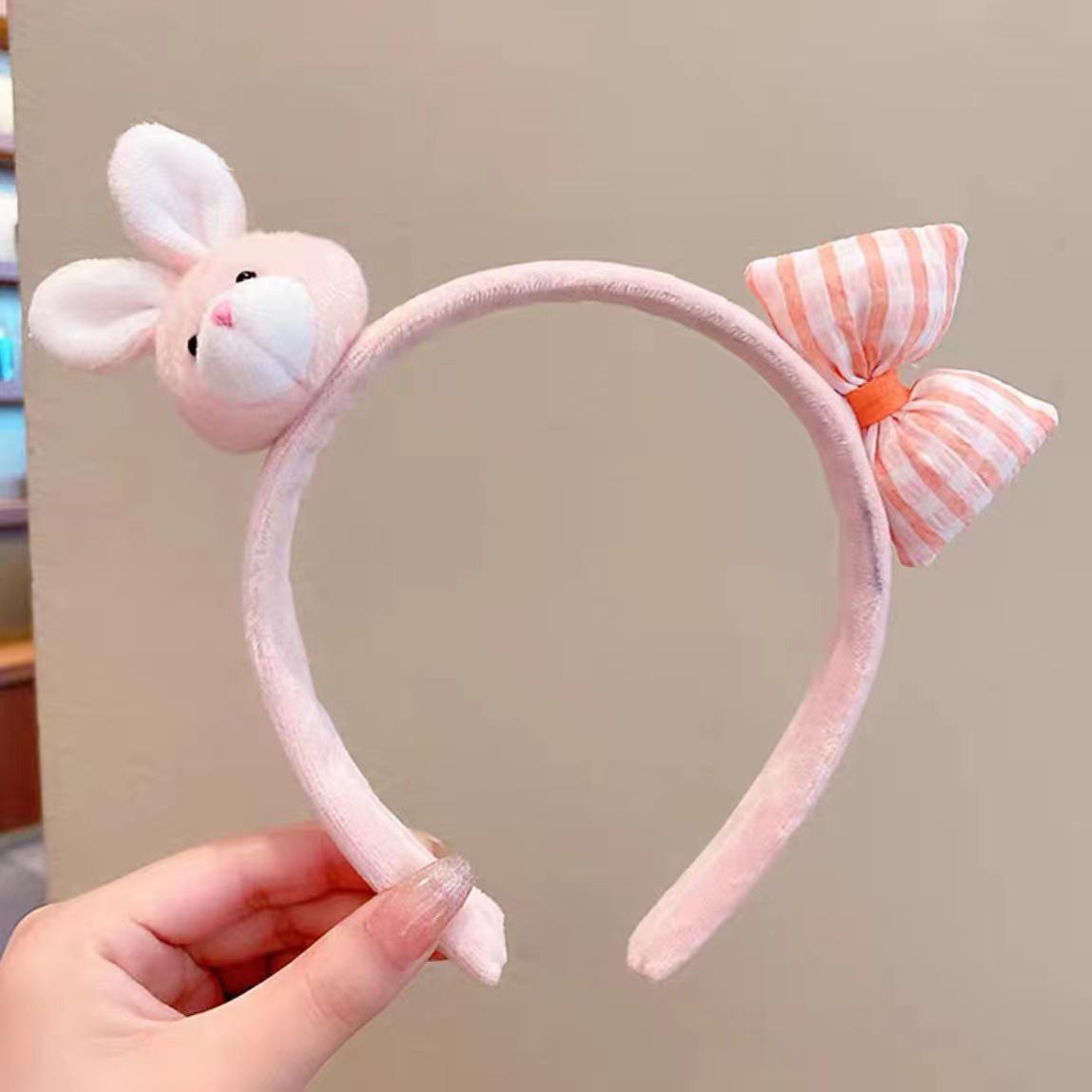 

Sweet Cartoon Plush Headband: Non-slip Hair Accessory for Women & Kids
