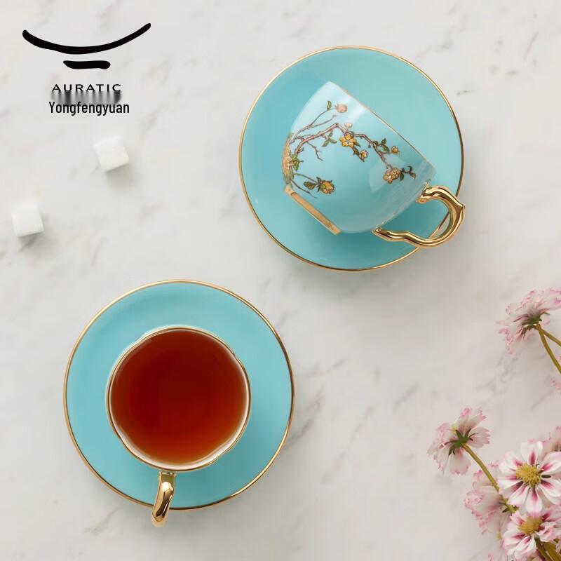 Yongfengyuan Madam Porcelain West Lake Blue 150ml Tea/Coffee Cup & Saucer Gift Set