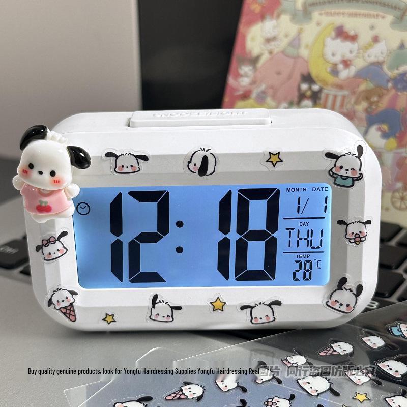 Luminous Cute Beaver Alarm Clock - Multifunctional Silent Desktop Clock with Timer for Dorms and Bedside.