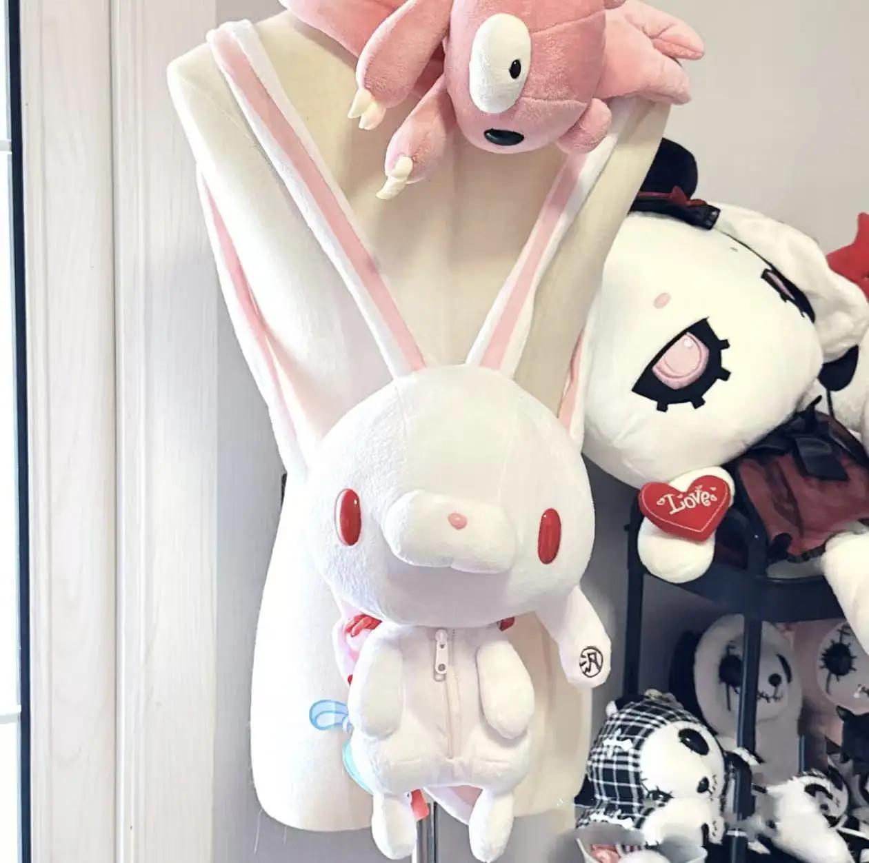 Somber Beer Met Rood Oog Konijn Pluche Rugzak Schattig En Griezelig Kawaii Pop Rugzak Unieke Dierlijke Dagrugzak Voor Vrouwen Ongebruikel white