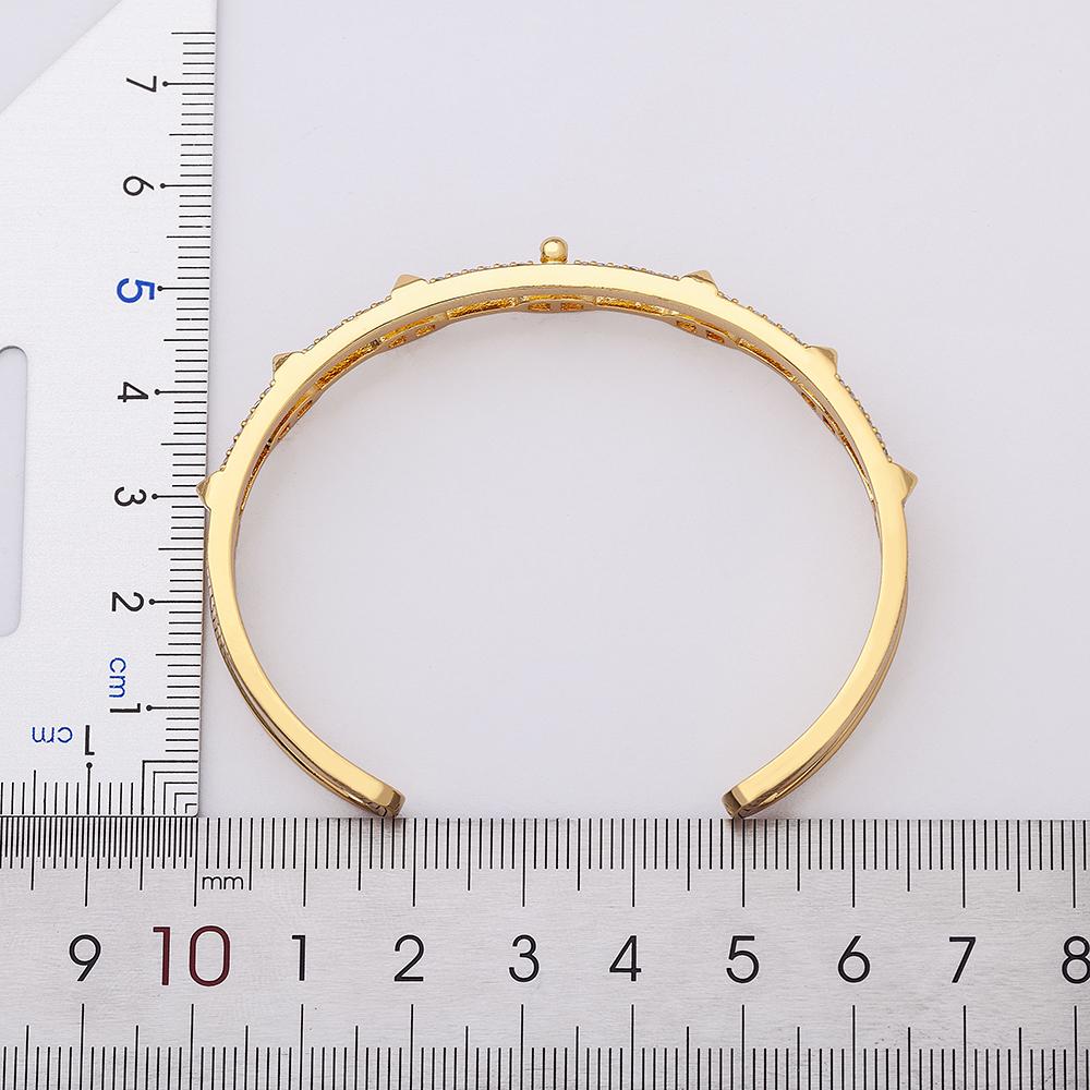 High Quality Gold Color Pig Nose Shape Bangle For Women Punk Charm Bracelets & Bangles Luxury New Femme Party Birthday Jewelry