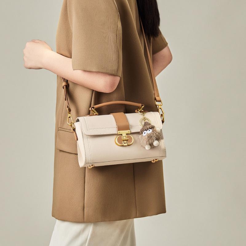 Mrs. Qiao Bag 2025 New Crossbody Bag Women's Bag Autumn Winter Genuine Leather 520 Gift for Girlfriend Super Popular Small Handbag