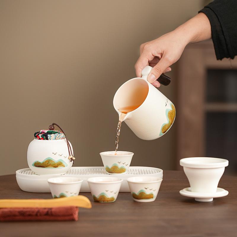 Retro Chinese style ceramic tea set Outdoor tea cup Camping travel express set Simple leather bag