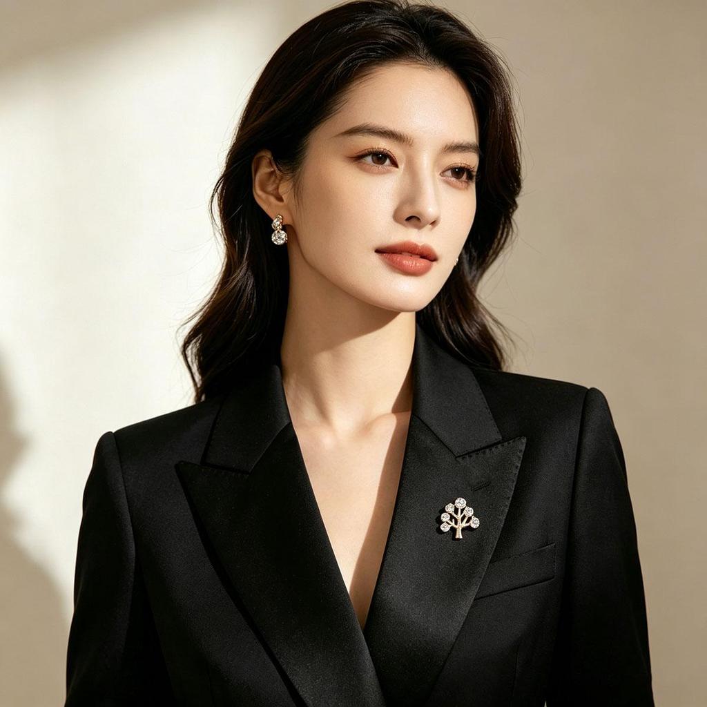 Original Tree of Life Brooch, New Korean Style Simple Small Pin Brooch, Suit Anti-Exposure Buckle Cardigan Accessories