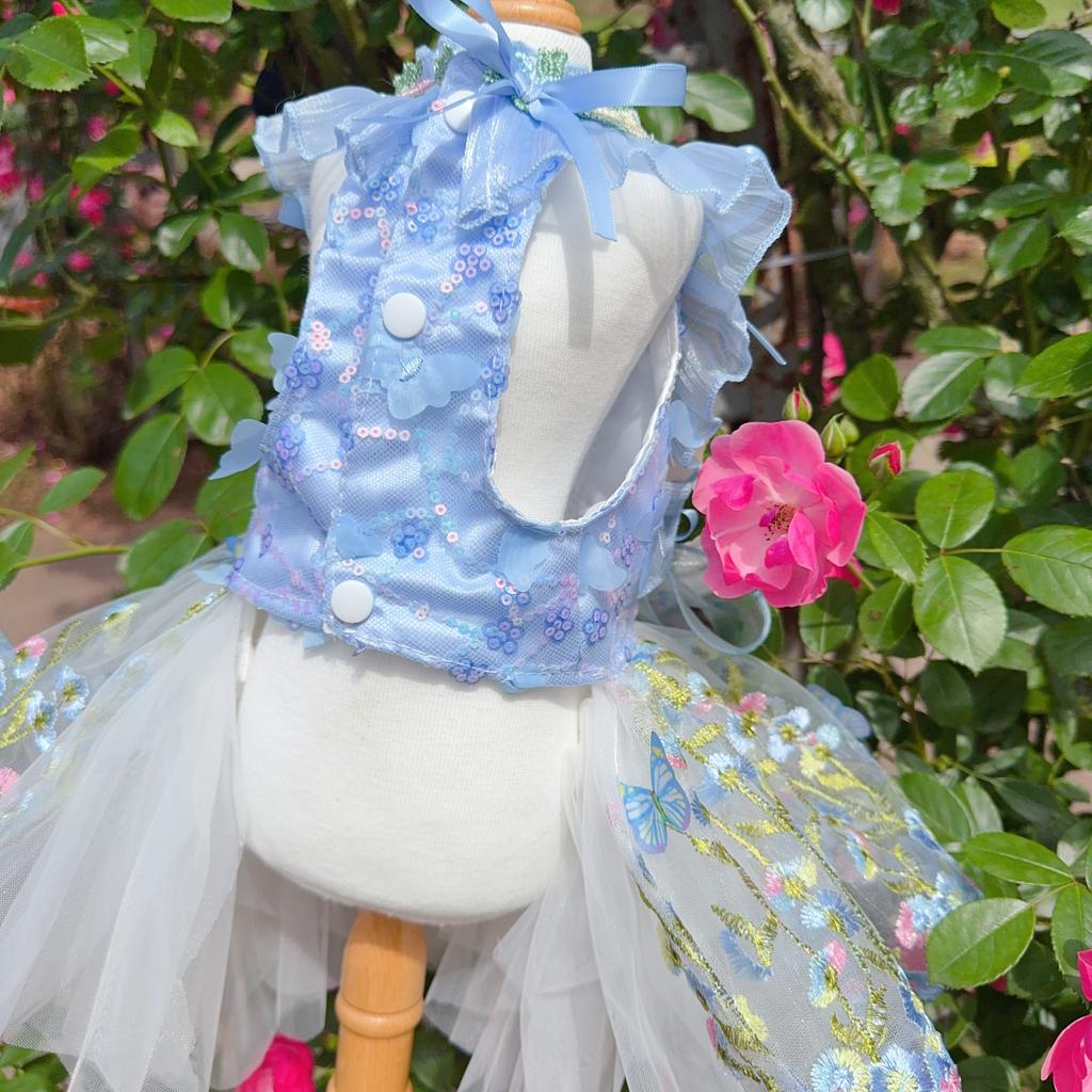 2026 Luxury Handmade Pet Dog Cats Clothes Fine Flower Embroidery Pink Blue Princess Dresses For Small Medium Dog Puppy Clothing