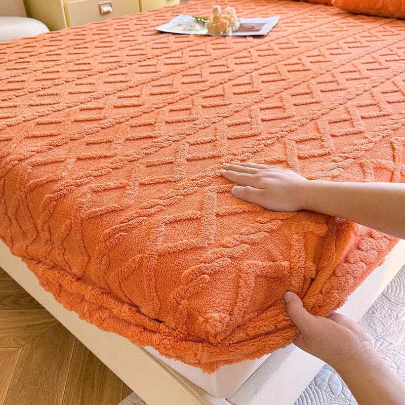 1pc Winter Warm Bed Sheet with Elastic Band Single/Queen/King Mattress Cover Thick Coral Fleece Fluffy Fitted Bed Sheets for Bed
