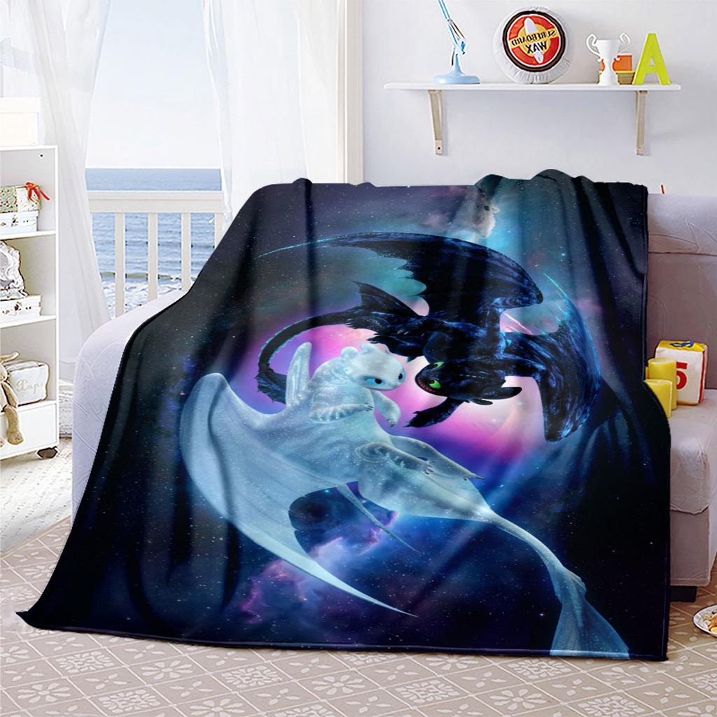 High-quality How to Train Your Dragon Toothless themed printed blanket. Soft and comfortable, a perfect gift for  friends.