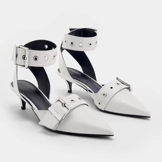 Luxussandalen Sommer Spitz Schnalle Dünner Absatz Schnalle Einzelne Schuhe Damen Baotou Silber Rückenfrei Hochhackig