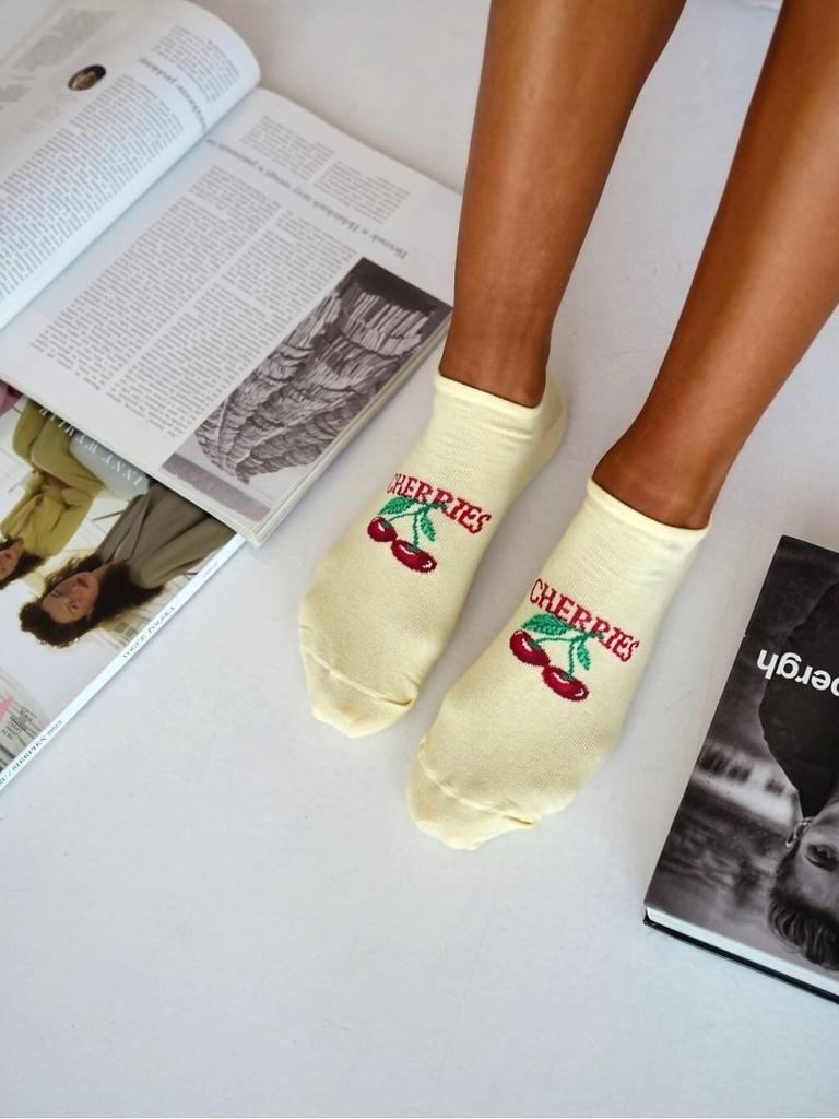 Socks Milena 1146-076 Cherries 37-41 Milena